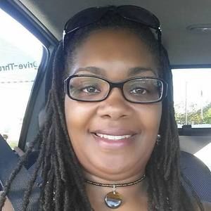 Meet your Posher, Lynda